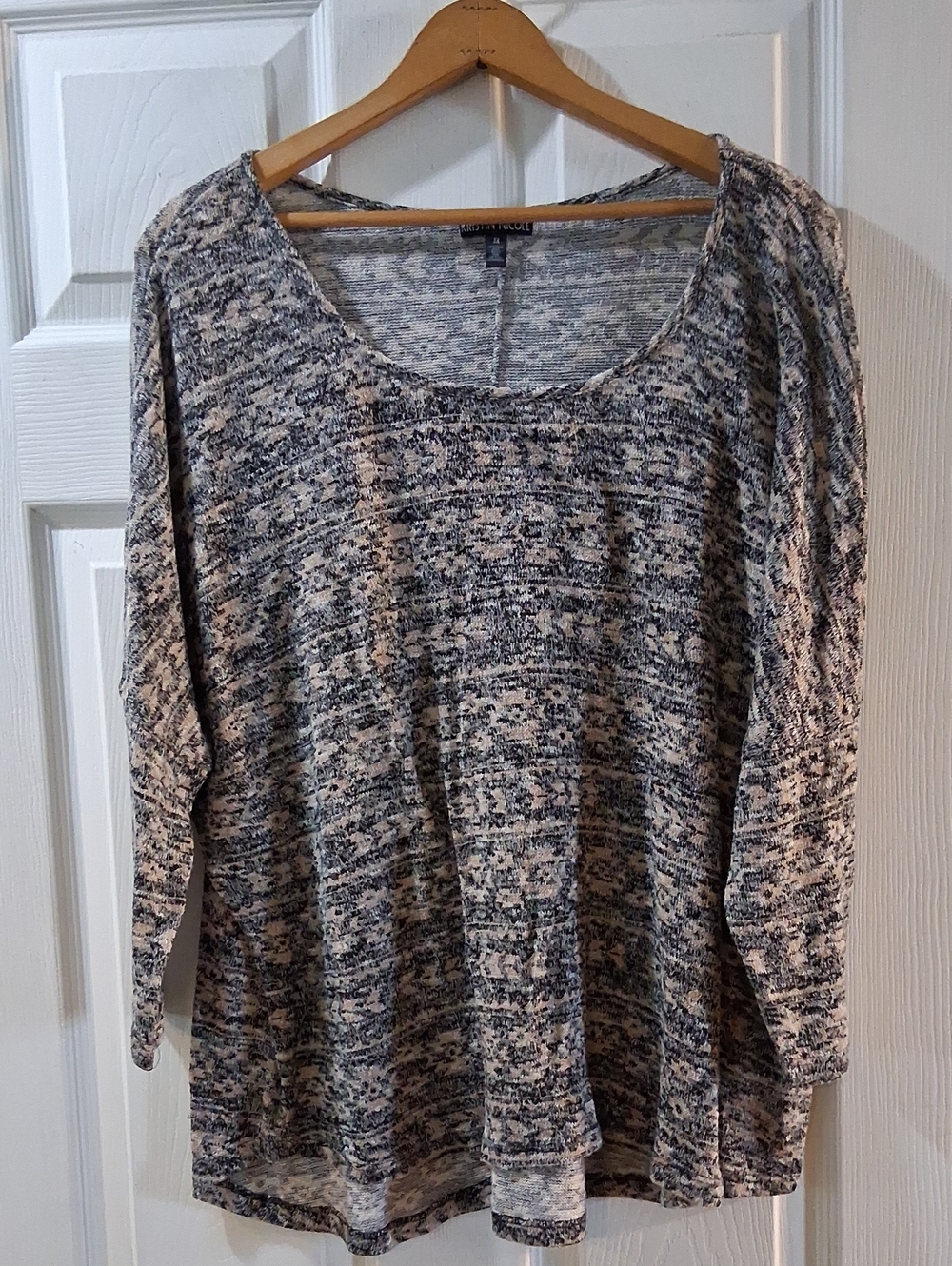 Gray-Cream Scoop Neck Knit Drop Sleeve Women's Top